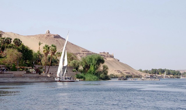 Plavba po řece Nil