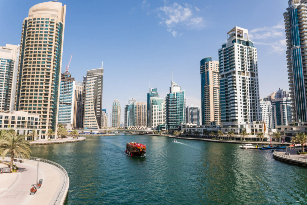 Dubaj jako místo zážitků. Co všechno zde můžete podniknout? Dubaj hlavní město Spojených arabských emirátů